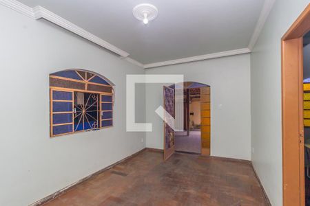 Sala de casa à venda com 3 quartos, 495m² em São Gabriel, Belo Horizonte