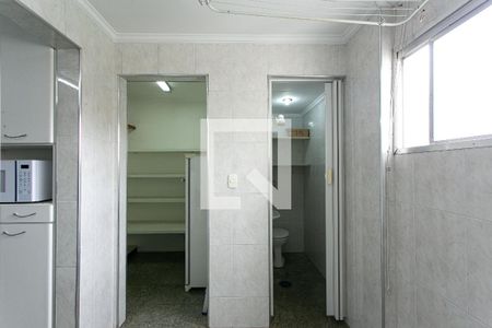Apartamento à venda com 133m², 3 quartos e 2 vagas Apartamento à venda com 133m², 3 quartos e 2 vagasÁrea de Serviço