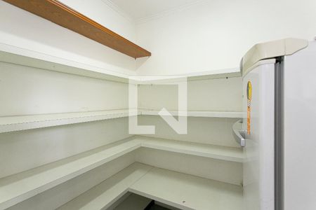 Apartamento à venda com 133m², 3 quartos e 2 vagas Apartamento à venda com 133m², 3 quartos e 2 vagasDespensa