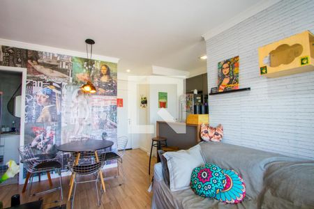 Sala de apartamento à venda com 2 quartos, 61m² em Vila Apiaí, Santo André