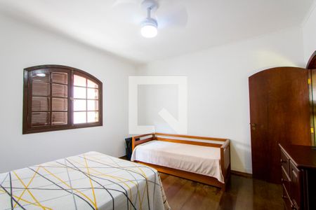 Quarto 2 de casa à venda com 3 quartos, 181m² em Vila Junqueira, Santo André