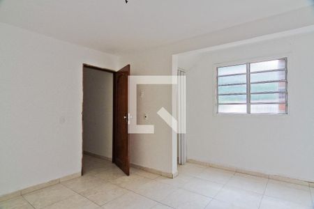 Quarto 2 de casa para alugar com 2 quartos, 150m² em Jaraguá, São Paulo