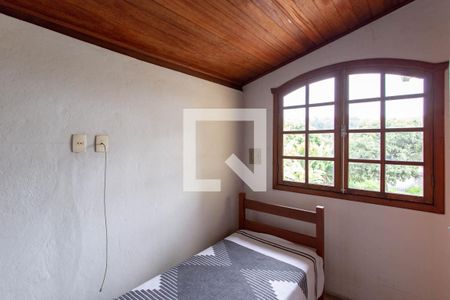 Casa à venda com 1200m², 4 quartos e 5 vagas Casa à venda com 1200m², 4 quartos e 5 vagasQuarto 2