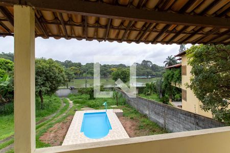 Casa à venda com 1200m², 4 quartos e 5 vagas Casa à venda com 1200m², 4 quartos e 5 vagasVaranda