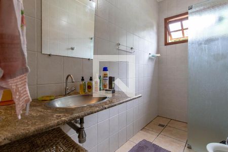 Casa à venda com 1200m², 4 quartos e 5 vagas Casa à venda com 1200m², 4 quartos e 5 vagasBanheiro Social