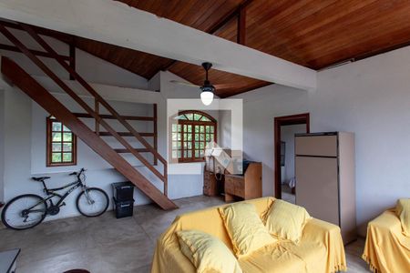 Casa à venda com 1200m², 4 quartos e 5 vagas Casa à venda com 1200m², 4 quartos e 5 vagasSala de Estar