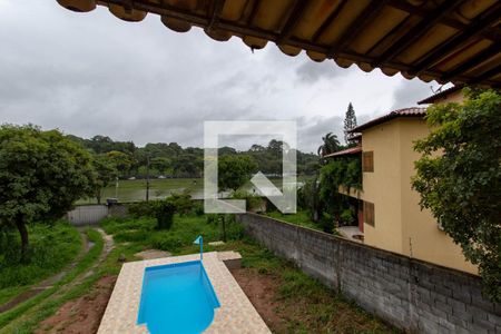 Casa à venda com 1200m², 4 quartos e 5 vagas Casa à venda com 1200m², 4 quartos e 5 vagasVaranda