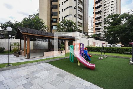 Apartamento à venda com 144m², 3 quartos e 3 vagasPlayground