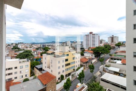 Vista de apartamento para alugar com 4 quartos, 120m² em Caiçaras, Belo Horizonte