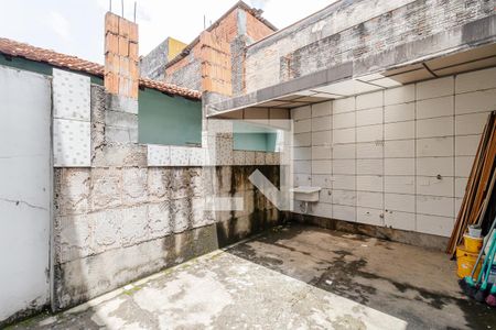 Casa para alugar com 100m², 3 quartos e 2 vagasÁrea de Serviço - Quintal