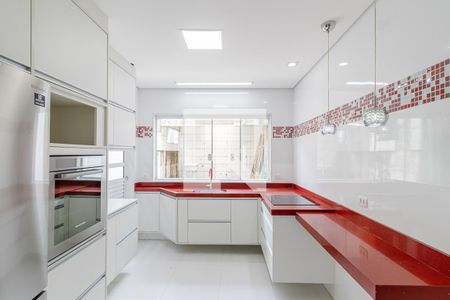 Casa para alugar com 100m², 3 quartos e 2 vagasCozinha