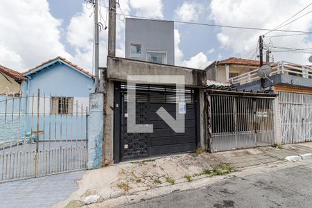 Casa para alugar com 100m², 3 quartos e 2 vagasFachada