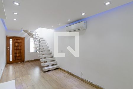 Sala de casa para alugar com 3 quartos, 100m² em Cursino, São Paulo