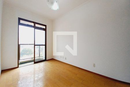Sala de apartamento à venda com 2 quartos, 58m² em Cambuí, Campinas