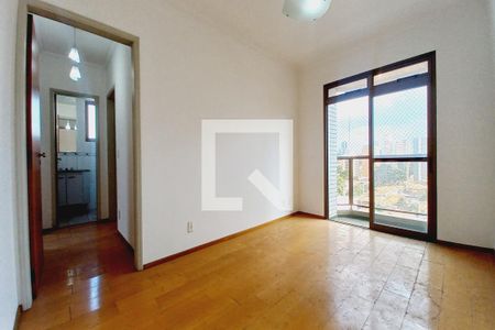 Sala de apartamento à venda com 2 quartos, 58m² em Cambuí, Campinas