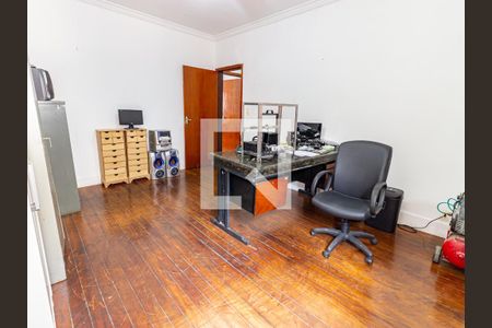 Casa à venda com 160m², 2 quartos e 1 vaga Casa à venda com 160m², 2 quartos e 1 vagaSala de TV