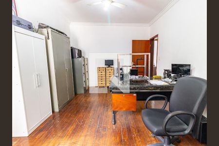 Casa à venda com 160m², 2 quartos e 1 vaga Casa à venda com 160m², 2 quartos e 1 vagaSala de TV