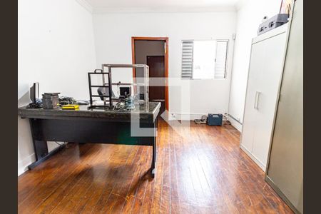 Sala de TV de casa à venda com 2 quartos, 160m² em Cambuci, São Paulo