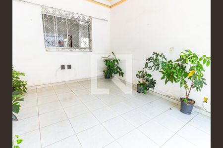 Casa à venda com 160m², 2 quartos e 1 vaga Casa à venda com 160m², 2 quartos e 1 vagaGaragem