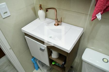 Casa de condomínio à venda com 112m², 2 quartos e 1 vagaBanheiro