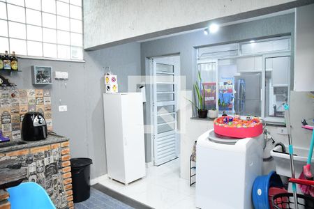 Casa de condomínio à venda com 112m², 2 quartos e 1 vagaQuintal