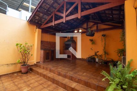 Casa à venda com 168m², 4 quartos e 2 vagasQuintal