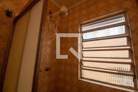 Casa à venda com 168m², 4 quartos e 2 vagasBanheiro