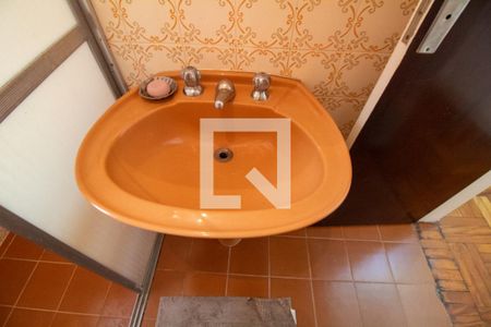 Casa à venda com 168m², 4 quartos e 2 vagasBanheiro