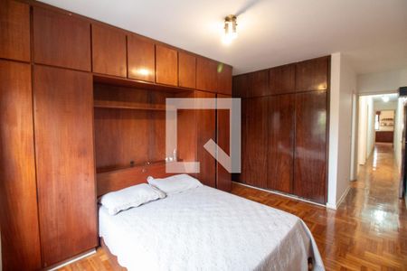 Casa à venda com 168m², 4 quartos e 2 vagasQuarto 3 - Suíte