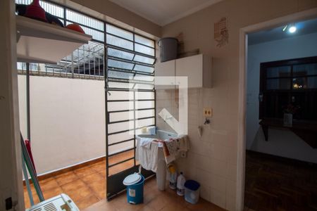 Casa à venda com 168m², 4 quartos e 2 vagasÁrea de Serviço