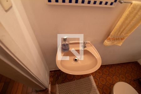 Casa à venda com 168m², 4 quartos e 2 vagasLavabo