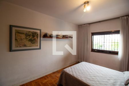 Casa à venda com 168m², 4 quartos e 2 vagasQuarto 3 - Suíte