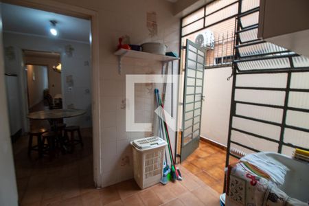 Casa à venda com 168m², 4 quartos e 2 vagasÁrea de Serviço