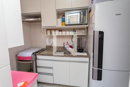 Apartamento à venda com 54m², 2 quartos e 1 vaga Apartamento à venda com 54m², 2 quartos e 1 vagaCozinha