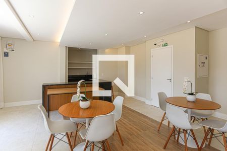 Apartamento para alugar com 60m², 2 quartos e 1 vaga Apartamento para alugar com 60m², 2 quartos e 1 vagaÁrea comum - Salão de festas