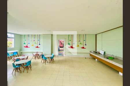 Apartamento à venda com 98m², 3 quartos e 2 vagasAteliê Infantil