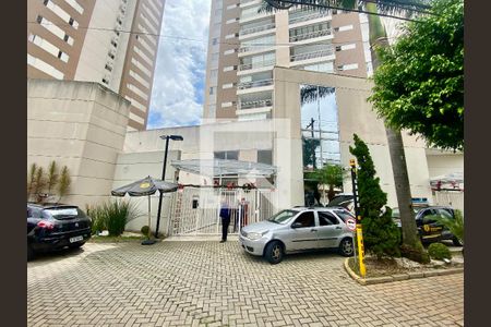 Apartamento à venda com 98m², 3 quartos e 2 vagasFachada