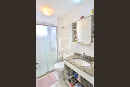 Apartamento à venda com 98m², 3 quartos e 2 vagasBanheiro do Quarto 1