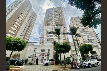 Apartamento à venda com 98m², 3 quartos e 2 vagasFachada
