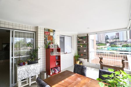 Apartamento à venda com 98m², 3 quartos e 2 vagasVaranda gourmet