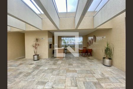 Apartamento à venda com 98m², 3 quartos e 2 vagasChurrasqueira