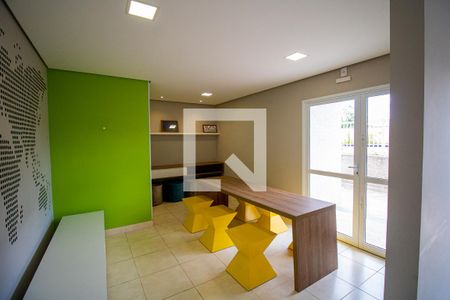 Apartamento para alugar com 53m², 2 quartos e 1 vaga Apartamento para alugar com 53m², 2 quartos e 1 vagaÁrea comum - Salão de leitura