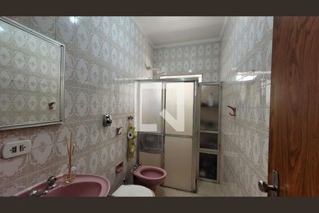 Casa à venda com 95m², 2 quartos e 3 vagasBanheiro Social