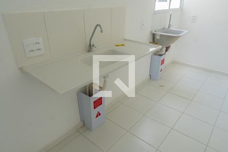 Sala/Cozinha de apartamento para alugar com 2 quartos, 39m² em Jardim do Lago Continuação, Campinas