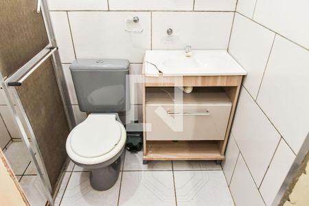 Banheiro da Suíte de casa à venda com 5 quartos, 200m² em Costa E Silva, Porto Alegre