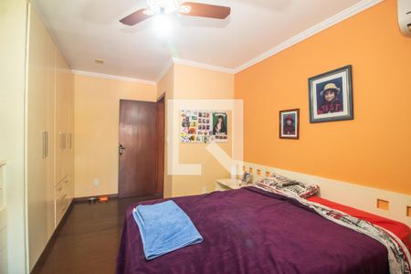 Casa à venda com 363m², 5 quartos e 2 vagasQuarto