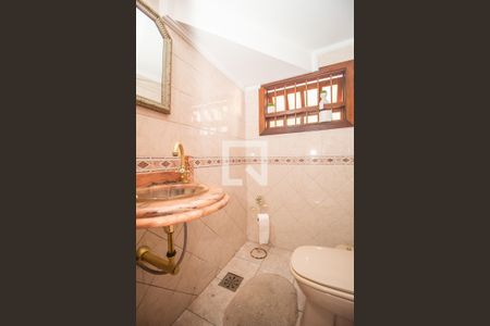 Casa à venda com 363m², 5 quartos e 2 vagasLavabo