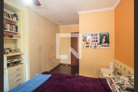 Casa à venda com 363m², 5 quartos e 2 vagasQuarto