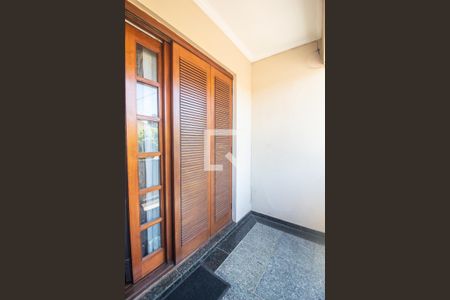 Casa à venda com 363m², 5 quartos e 2 vagasVaranda