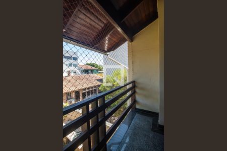 Casa à venda com 363m², 5 quartos e 2 vagasVaranda